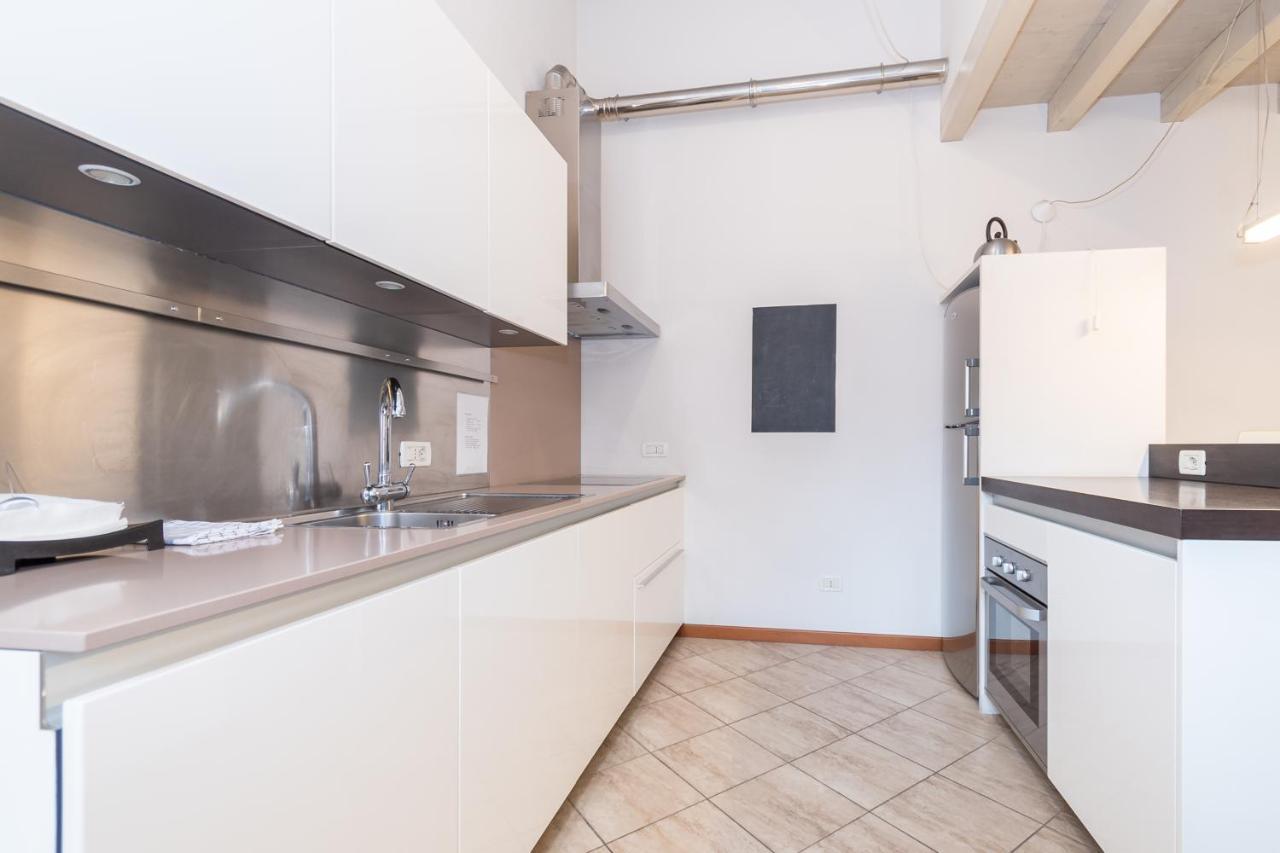 Trilocale Rua Sovera 85 - F&L Aparment 브레시아 외부 사진