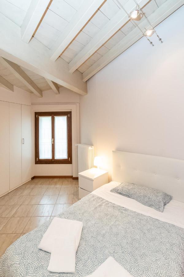 Trilocale Rua Sovera 85 - F&L Aparment 브레시아 외부 사진